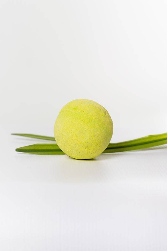 Stag Shop - Bath Bomb - Lemongrass Oasis Citrus Bath Bomb - Stag Shop